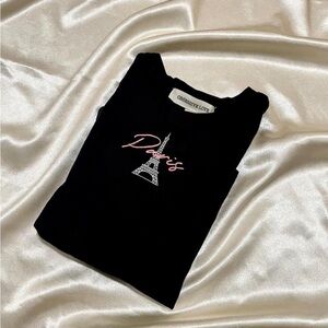 Black and pink Paris t-shirt #ParisianChic🖤